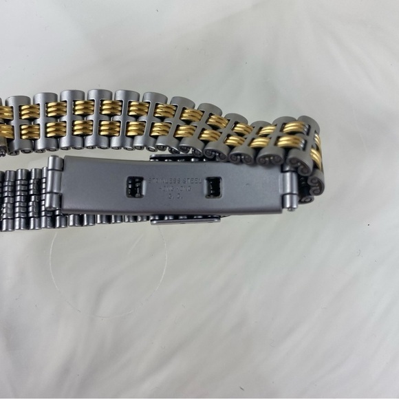 BULOVA WATCH - Picture 5 of 10